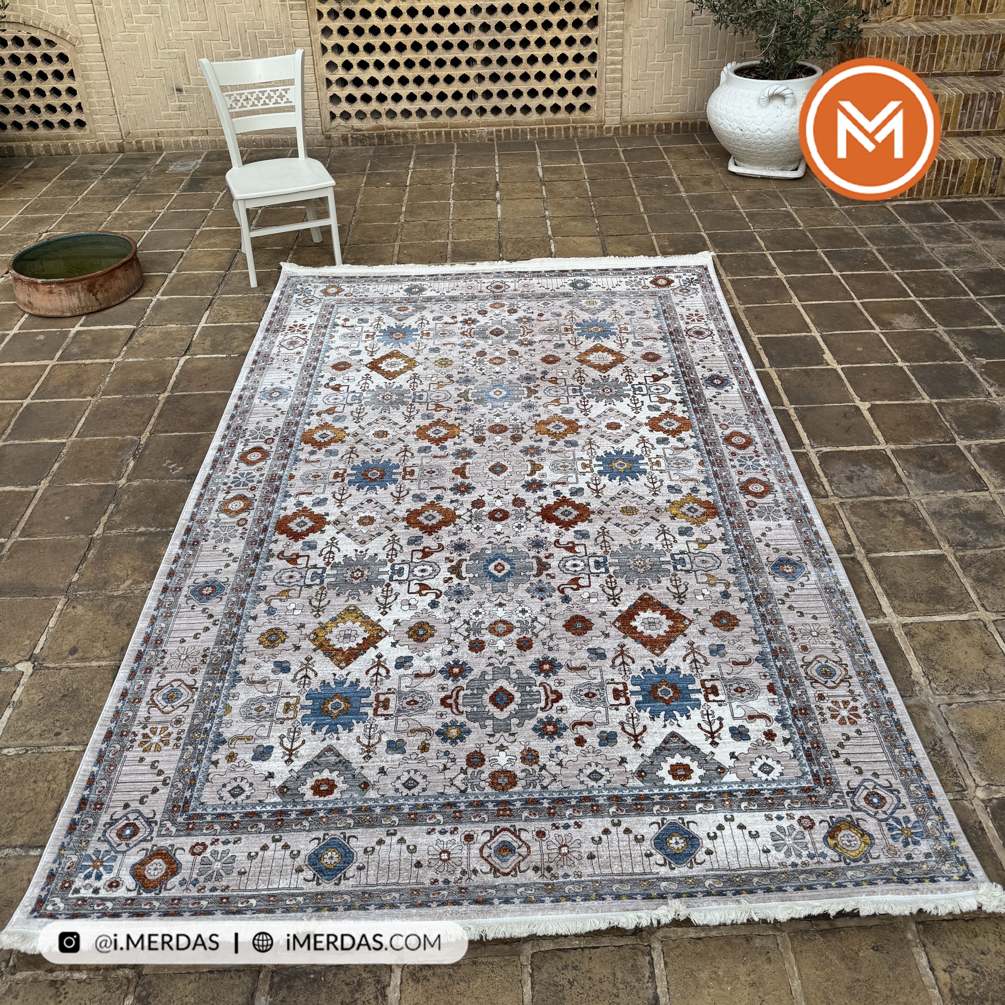 فرش وینتیج کد 76004 زمینه کرم بژ